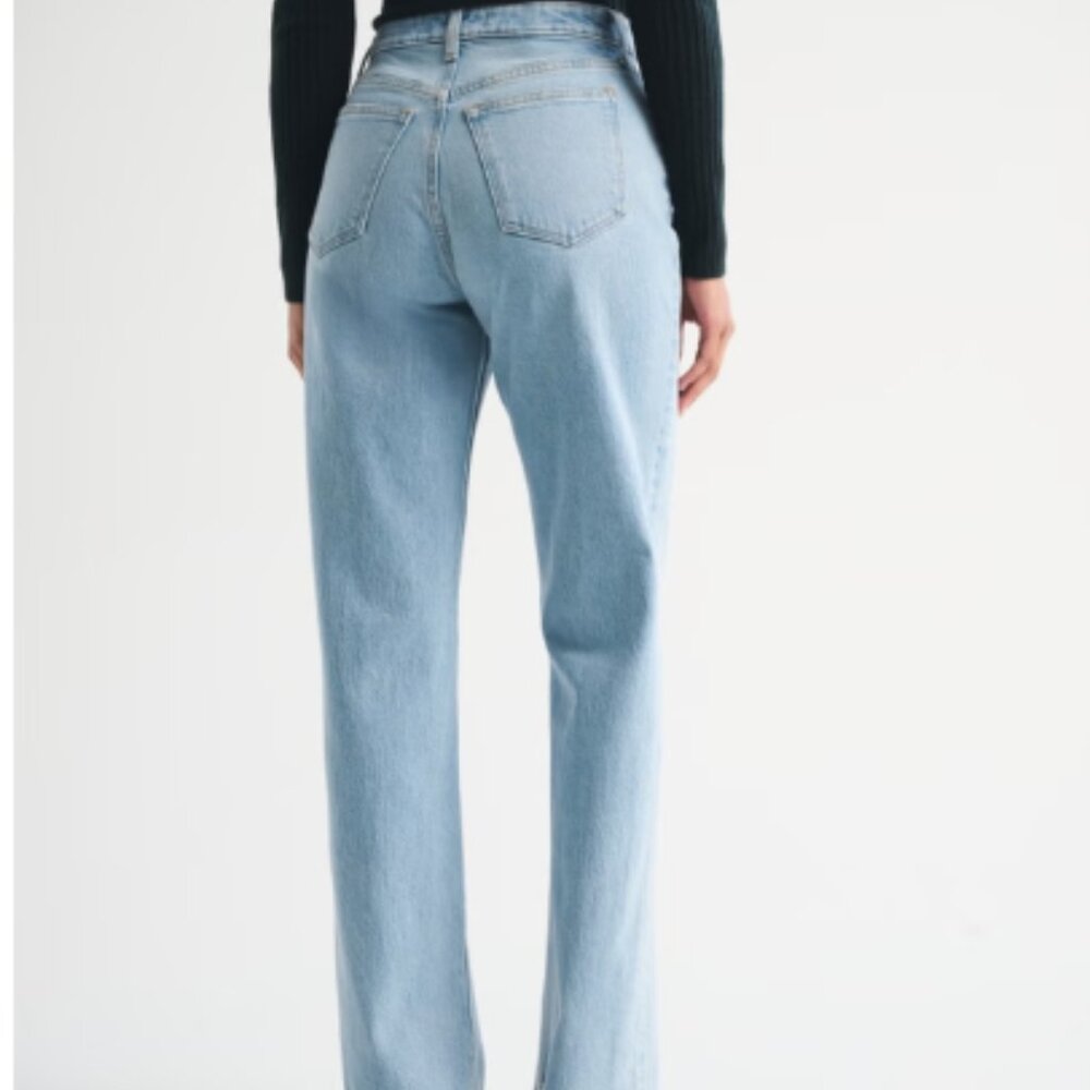 Abercrombie & Fitch High Rise 90s Relaxed Jeans (size 26 short) - Picture 4 of 5